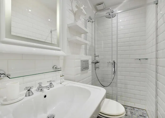 Charming 2p - Musee D'orsay Louvre Nyaraló